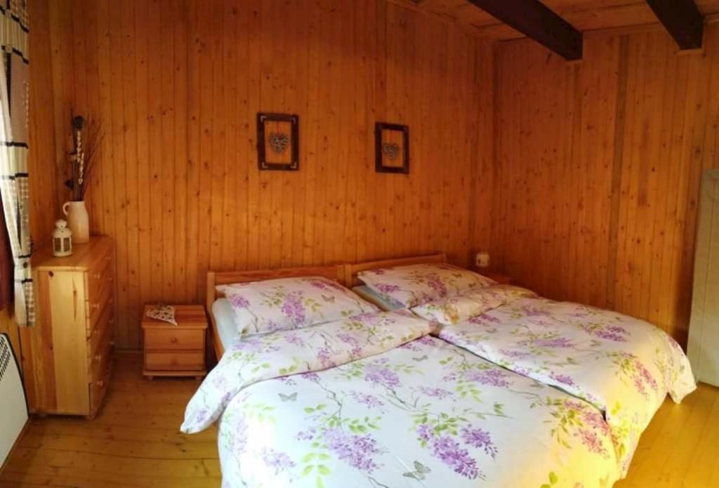 Holidayhouse Chalupa Alzbetka Vazec Luaran gambar